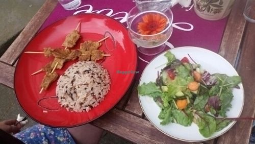 sate and salad at Wicklow's in Cologne