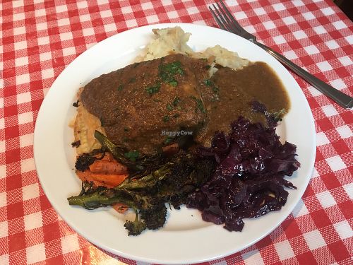 Wonderful Sunday roast at Cafe Van Gogh in South West London