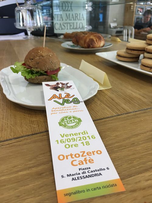 Vegan BURGHER at OrtoZero Cafe in Alessandria