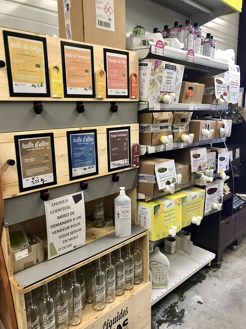 Refill at Biomonde in Saint-pierre-doleron