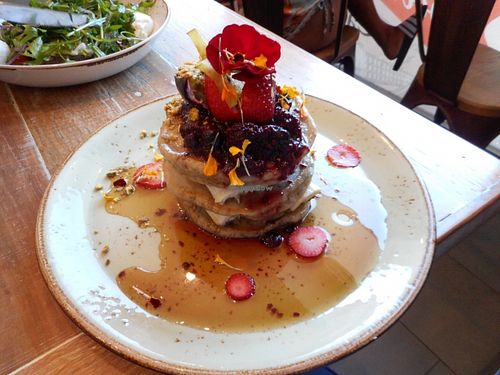 pancakes at Speedo's Cafe in Bondi Beach