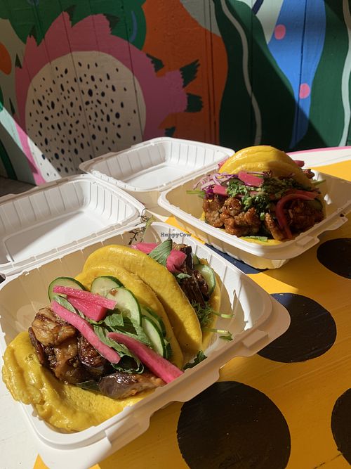 Buns at Juicy Brew - Kaimuki in Honolulu