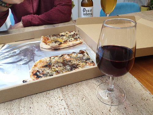 My 3 toppings were truffle, balsamic onions and garlic i think. at Hand Go in Porto