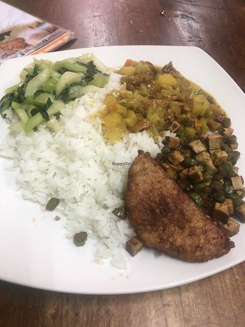 Plato Casado   at Susbida in San Jose