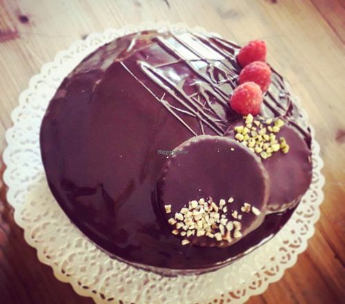 Sacher torte at Canape Incontro in Bologna