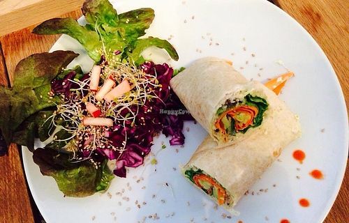 meal at Lula Cantine Bio & Veggie in Paris