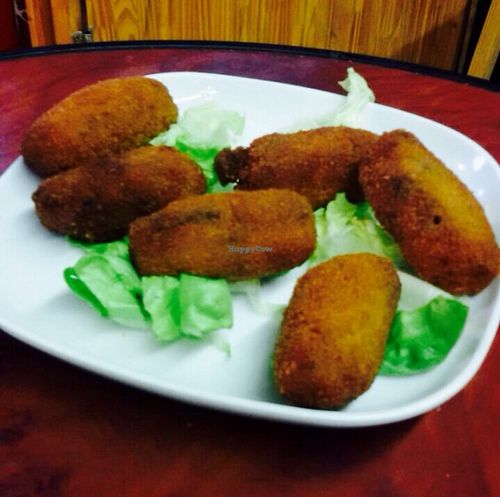 croquetas de boletus at La Alpargata in Madrid