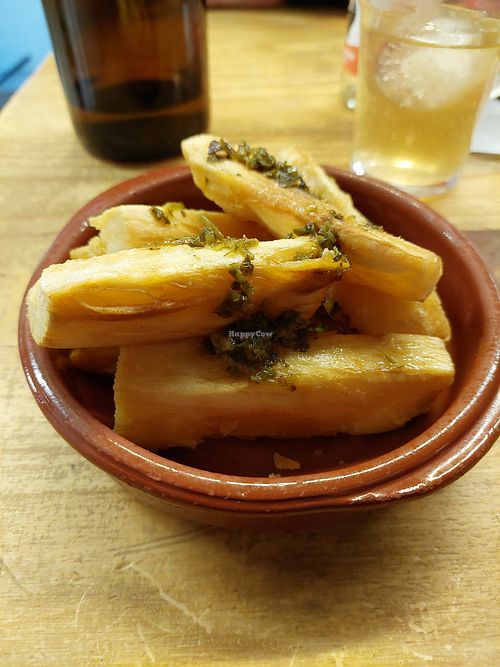 Cassava fries at La Alpargata in Madrid