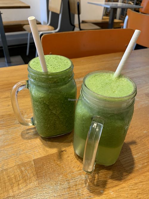 Cleanse and Green coconut 🥥  at Beehive in West London