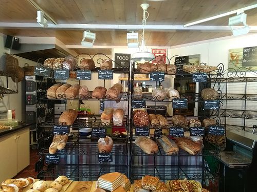 breads at Het Zaanse Bakkertje / Dutch Vegan Bakery in Zaandijk