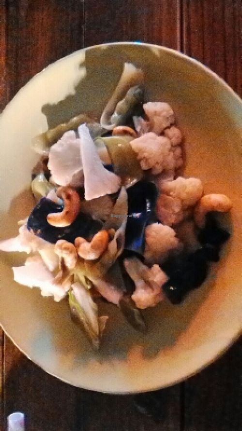 Fried mixed veggies with cashews at Pink House Garden in Chiang Mai