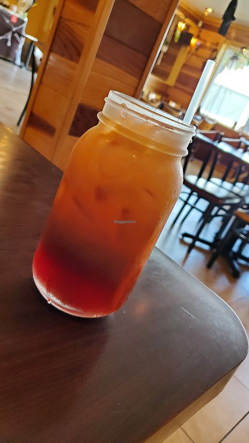 Thai iced tea at Green Leaves in Los Angeles