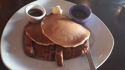 Pancakes & chicken at Green Leaves in Los Angeles