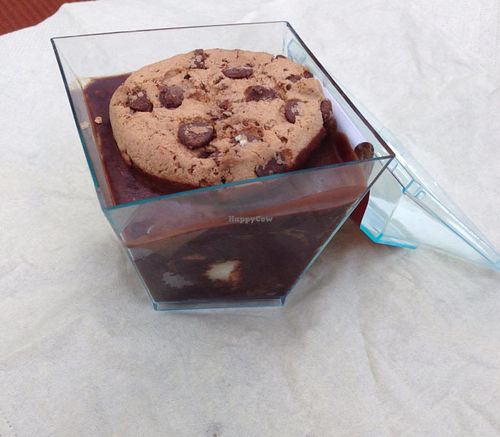 Tarte a la creme chocolat: "Baileys" chocolat (self-made baileys, vegan) at Süssi Salon de Thé Francais in Vienna