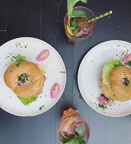 fresh lemonade with a bagel at Soep&Zoet in Sint-niklaas