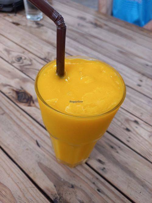 Mango smoothie at Food4Thought in Chiang Mai