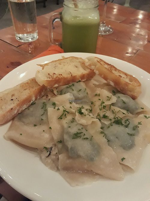 Spinach Ravioli with vegan cheese and garlic bread at Food4Thought in Chiang Mai