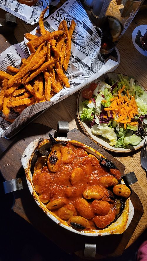 Eggplant with sweet potato fries and salad at Rumpelstilzchen in Darmstadt
