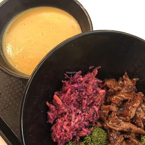 Bol Général Copper et Soupe Bombay en format régulier at Copper Branch - Mont-Royal in Montreal