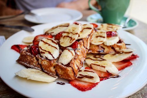 waffles with strawberries at LN Fortunate Coffee in Hong Kong Island
