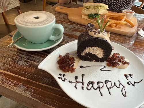  at LN Fortunate Coffee in Hong Kong Island