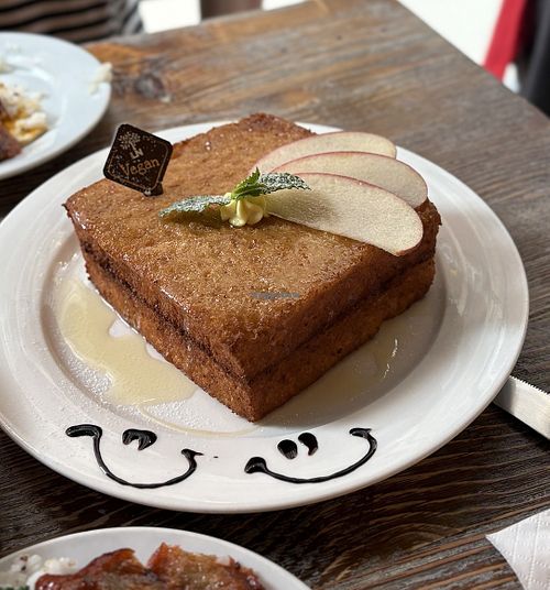 French toast with Apple and cinnamon   at LN Fortunate Coffee in Hong Kong Island