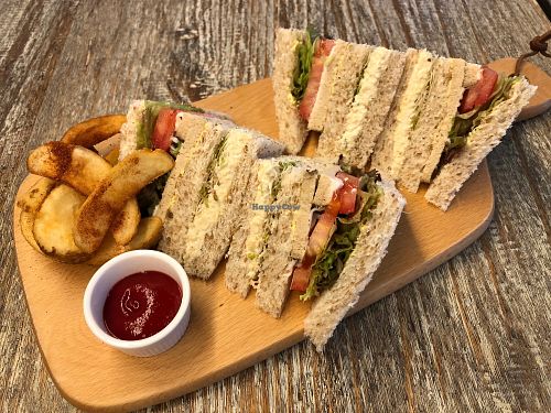 Club sandwiches at LN Fortunate Coffee in Hong Kong Island