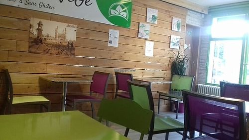 Le restaurant  at Mon Espace Vege in Poitiers