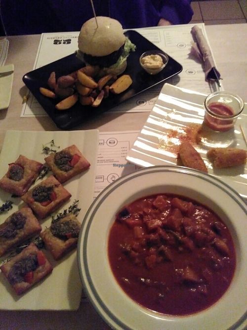 Tasty finger food and dinner at Zwei und Zwanzig in Geisenheim