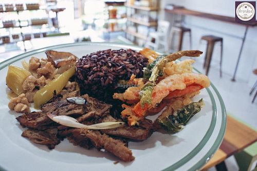 Brown Rice with Thai Health Food 50-80฿ at Brown Rice Healthy Canteen in Koh Samui