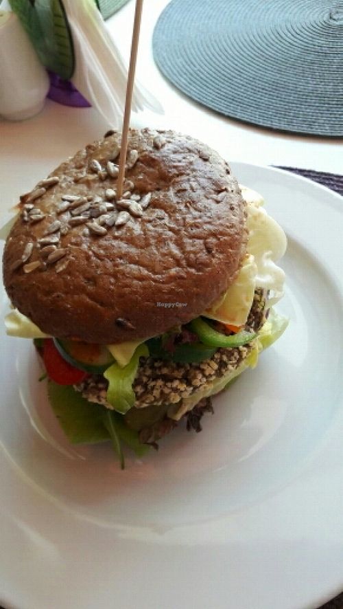 Burger z kotlecikiem ziemniaczanym  at Vegancja in Plock