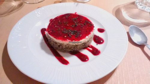 Entremet panacotta at B12 in Toulouse
