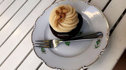peanut butter cupcake at Cupcake Berlin - Kreuzberg in Berlin