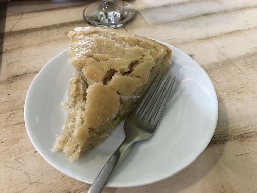 Lemon cake   at Biofrade - A Loja da Horta in Parede