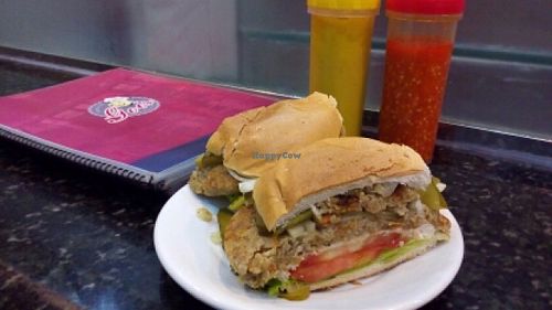 Hambúrguer de quinoa at Boteco do Gois in Sao Paulo