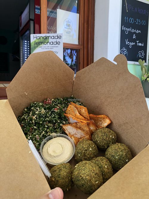 With the opening hours at FalafeLand in Santorini