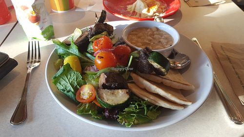 Veggie kebobs with white beans and salad at Zoës Kitchen in Panama City Beach
