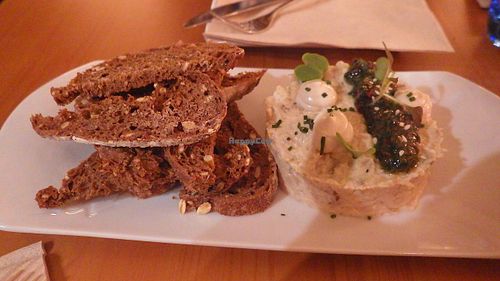 Smoked aubergine tartar at El Maderal in Barcelona