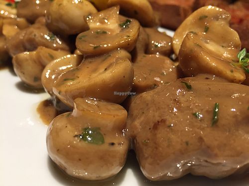 seitan and mushrooms  at El Maderal in Barcelona