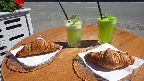 Vegan croissants and basil lemonade and peppermint lemonade at Petit Apetit - Nowy Swiat in Warsaw