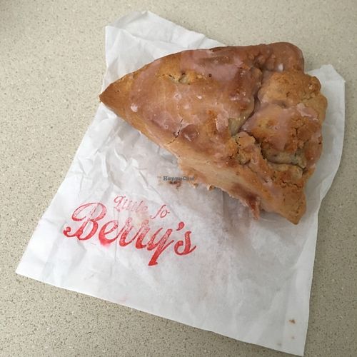 Strawberry Rhubarb Scone at Little Jo Berry's in Ottawa