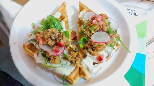 Waffle with vegan cheese at Veggie Spank in Toulouse