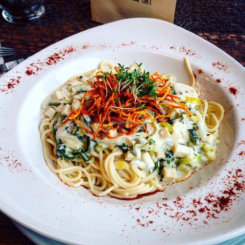 delioucs daily special vegan creamy spaghetti at Geiers Gambrinus in Ganserndorf