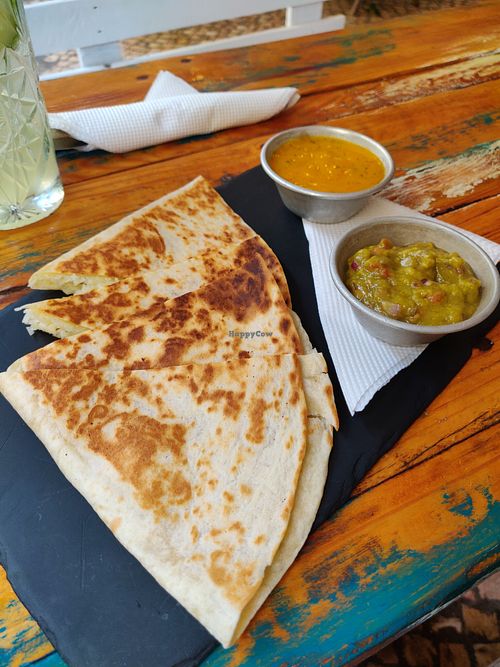 Mini quesadillas (starter), very nice at Beats & Burritos in Lagos