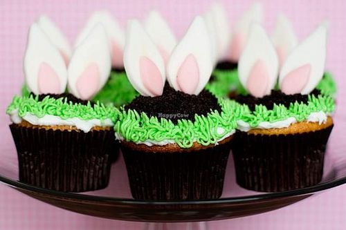 Cupcakes at The Sensitive Baker in Salem
