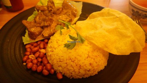 Mutton curry and rice at VegCafe in Central Singapore