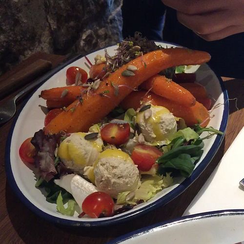 huge salad  at Teresa's Juicery in Barcelona