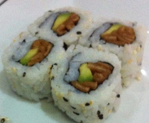 Aburaage and Avocado at HuaSheng in Lisbon