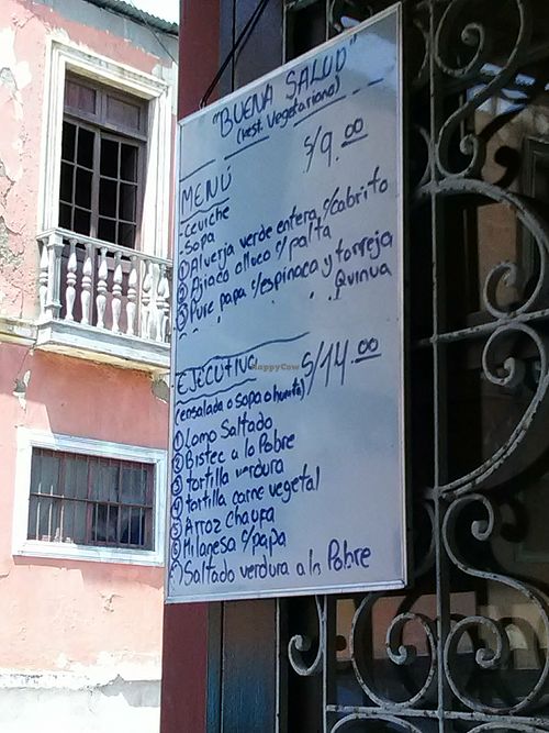 Menu board at Buena Salud in Trujillo