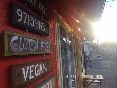 Outside at El Cubo de Cuba in Portland